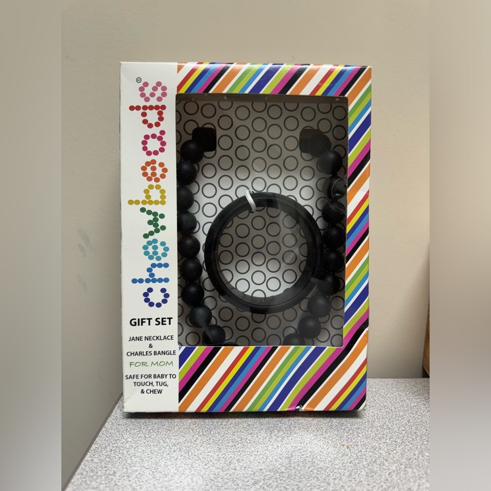 Chewbeads brand - teething neckless and bracelet set